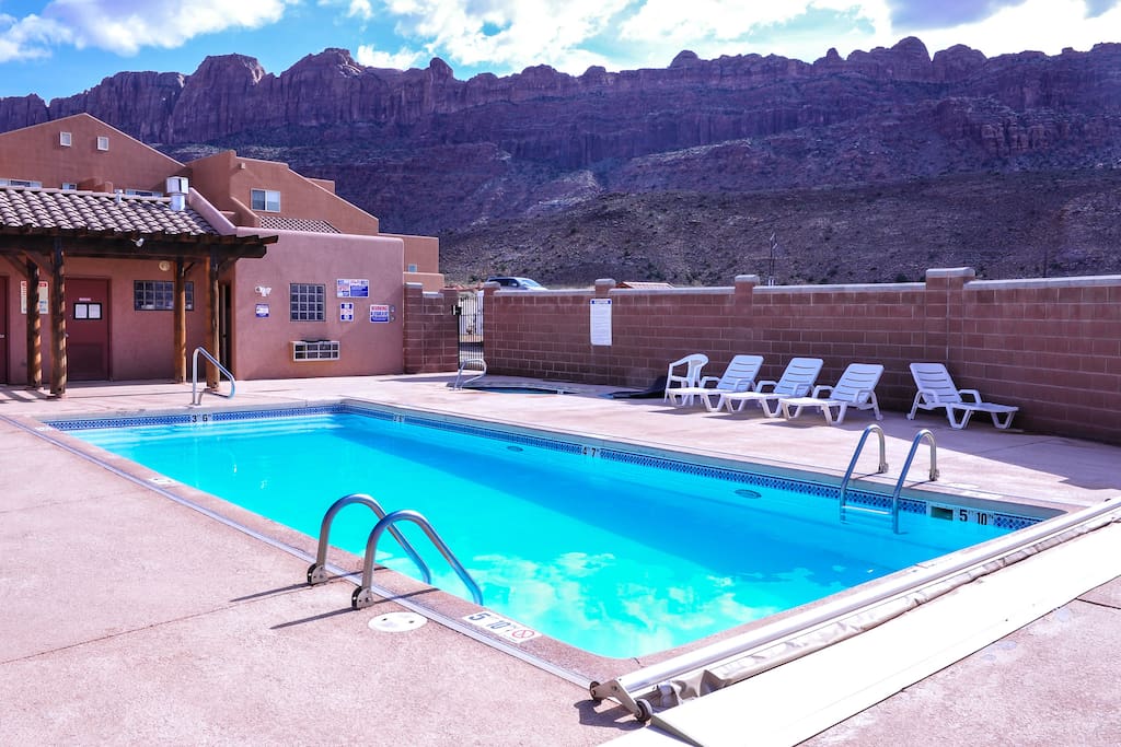 Pool and spa in the community area