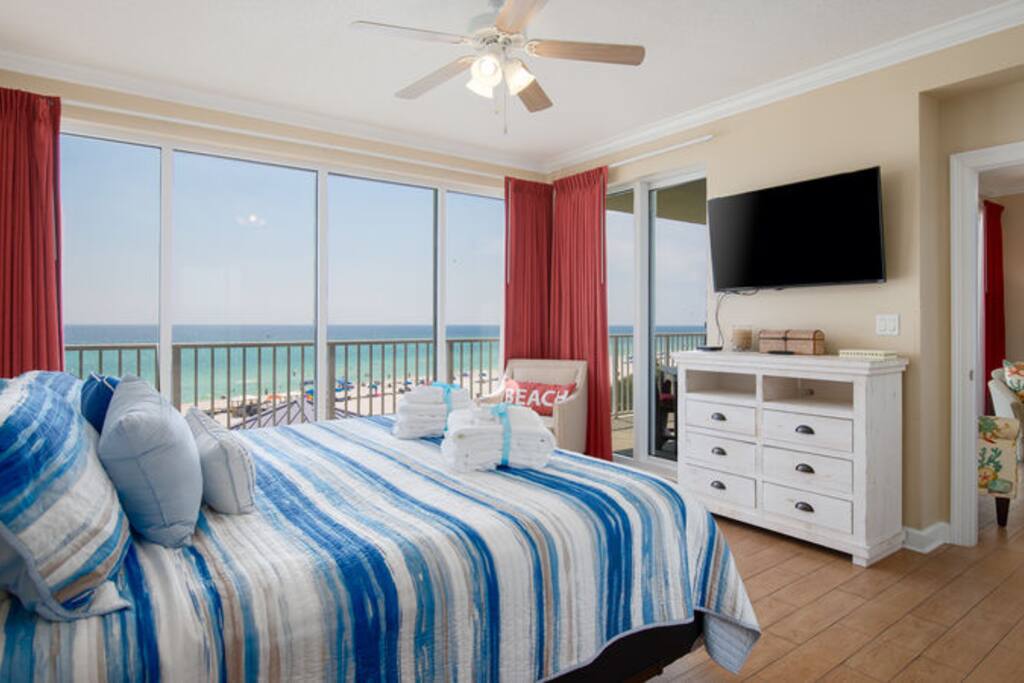 Imagine looking at this every morning when you wake up!