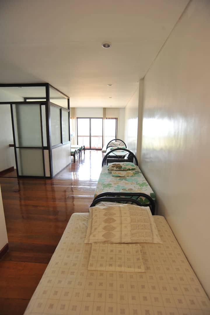 OCEAN VILLAS, Puerto Azul, Ternate, Cavite Townhouses for Rent in