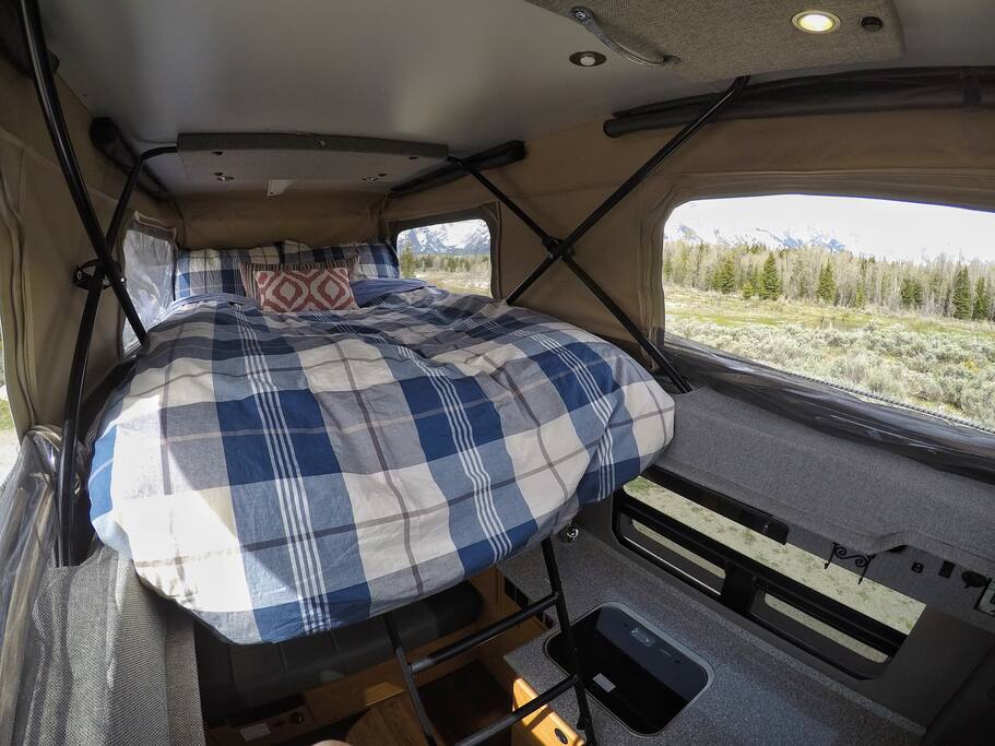 Double Bed (penthouse)