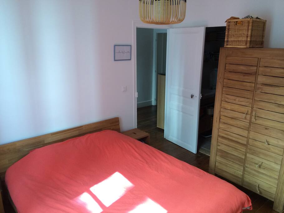 Chambre avec lit Queen Size
