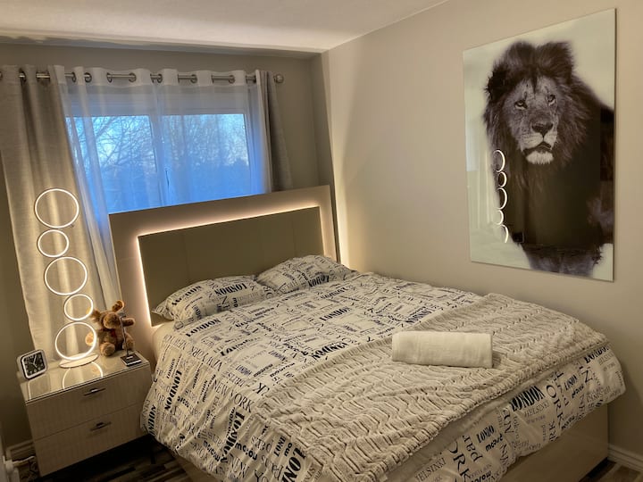 אתם תישנו כמו תינוק על מזרן קצף הזיכרון הקשיח והבינוני הזה. 