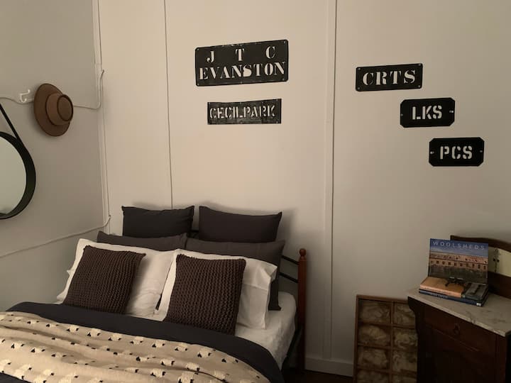 Longreach Holiday Rentals & Homes Queensland, Australia Airbnb