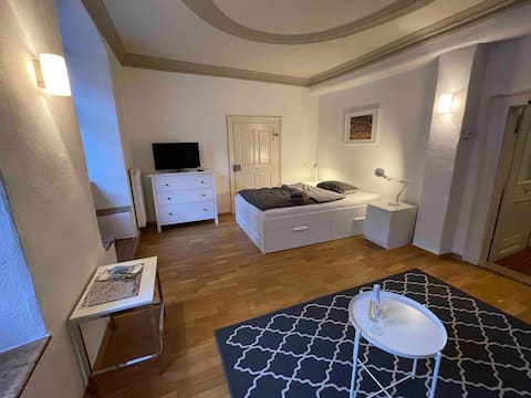 Charming Apartment in Prime Location - Small Venice