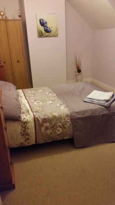 Double Bed.