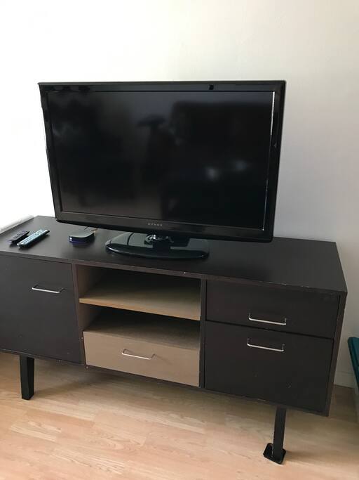 Living room tv with roku