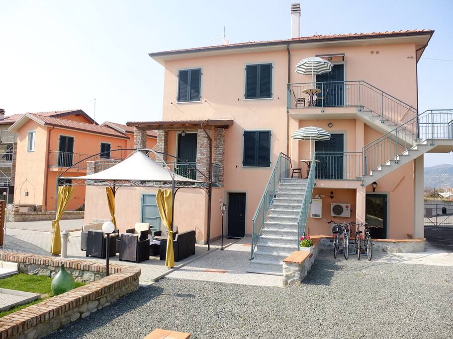 Ingresso appartamenti