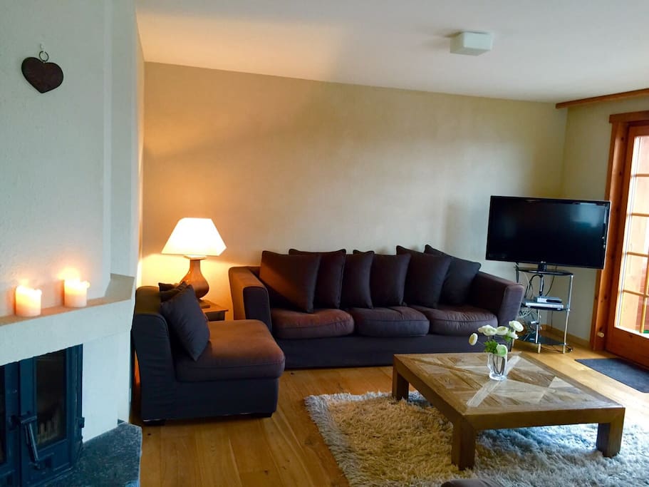 Open plan lounge and dining room