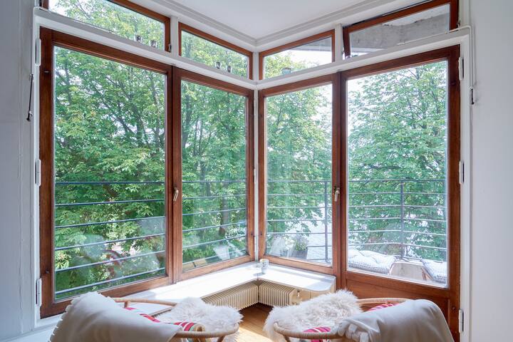 Unique apartment with lake view gallery image 5