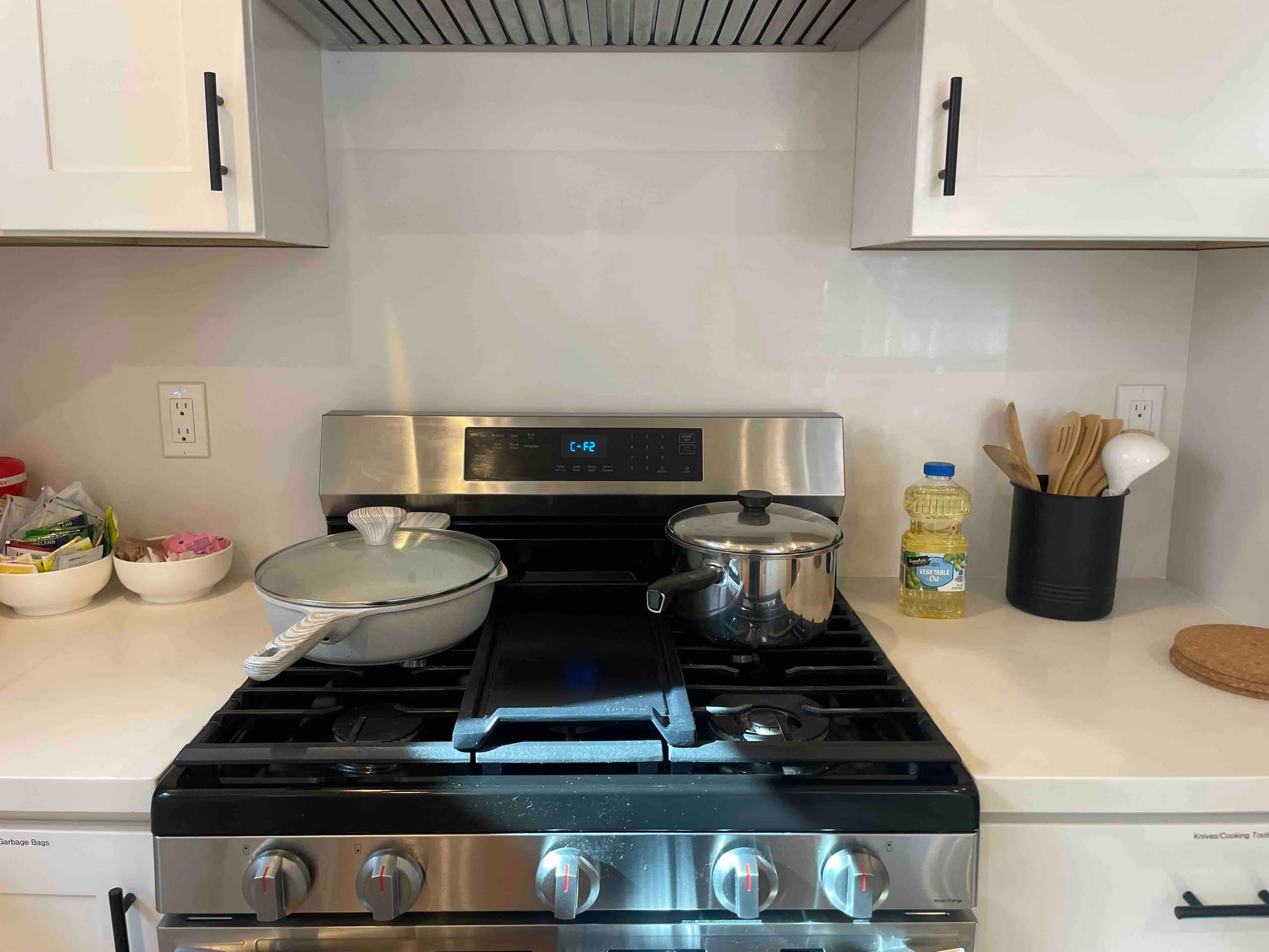 Home in San Francisco · ★4.96 · 3 bedrooms · 4 beds · 2 baths - Image 9