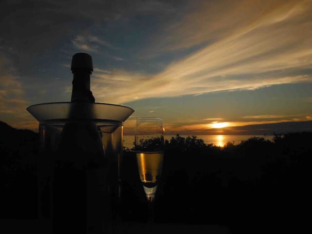 Peppidune Beach House – So close to the beach