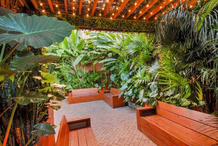 4 Bedroom, 3 Bath with Beautiful Outdoor Patio!