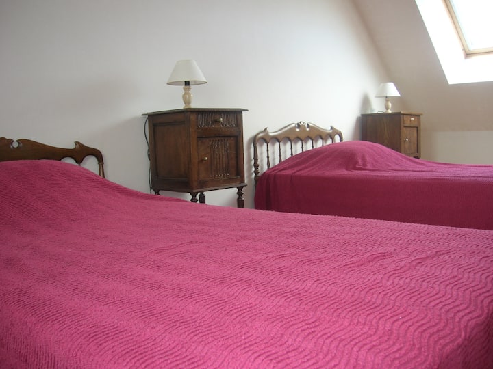  2 спални соби со 2 единечни кревети