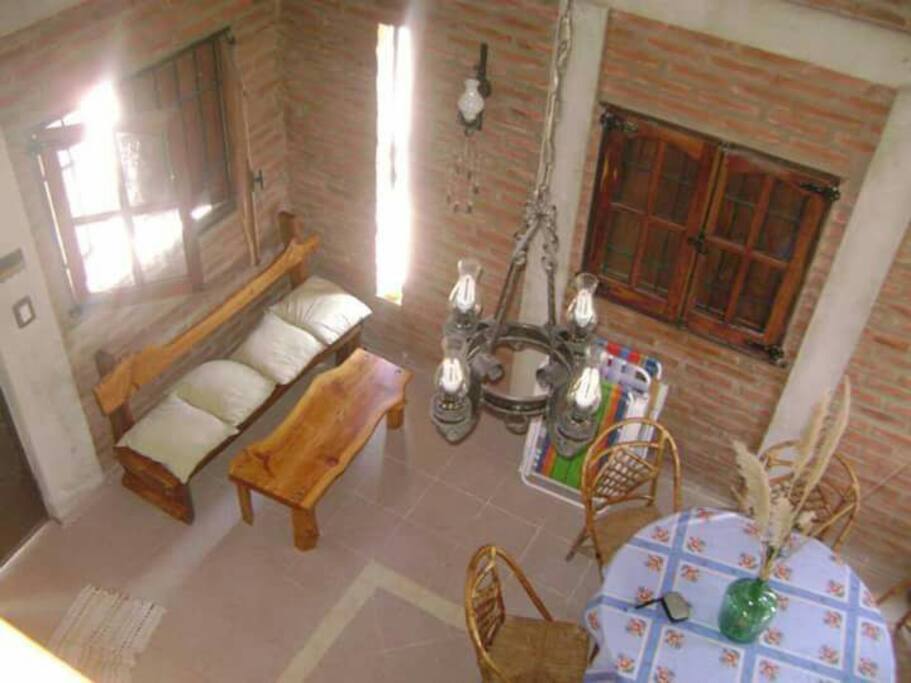 Amplio cocina-comedor