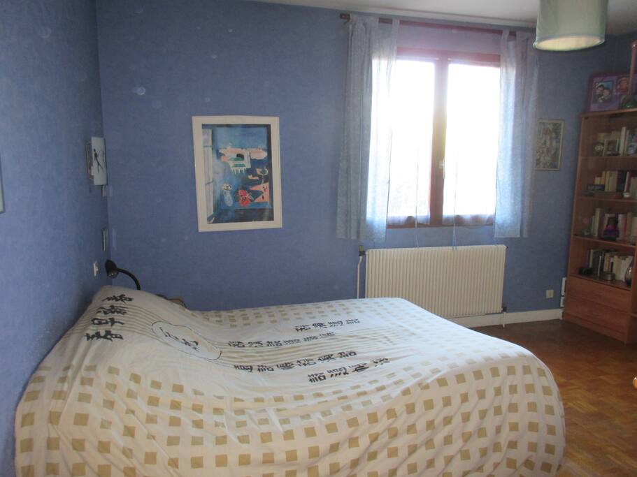 CHAMBRE AVEC PLACARD