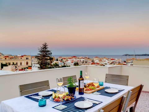 Syros Penthouse: Amazing Views,  Minutes to Centre