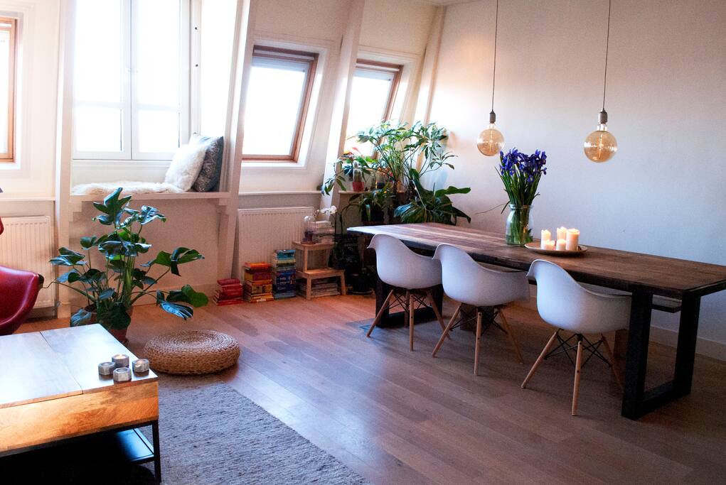 Table for 8 persons