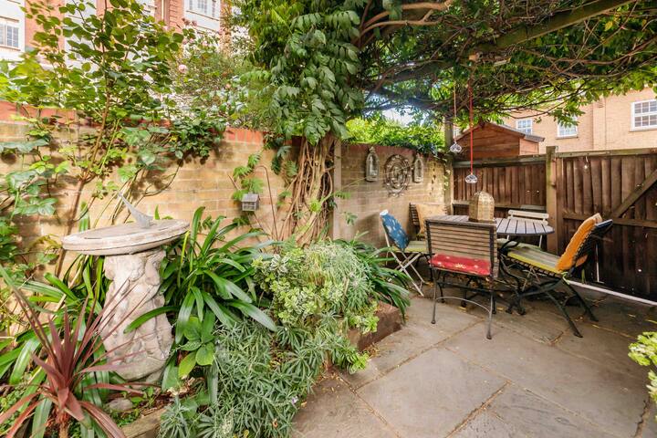 Georgian Town House in zone 1 gallery image 4