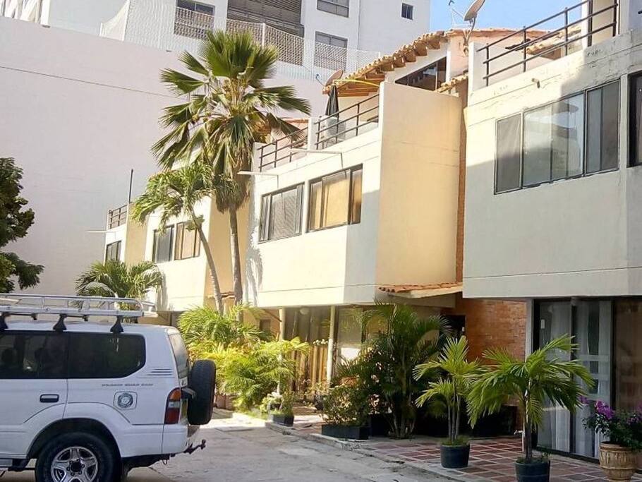 Casa / Parqueadero