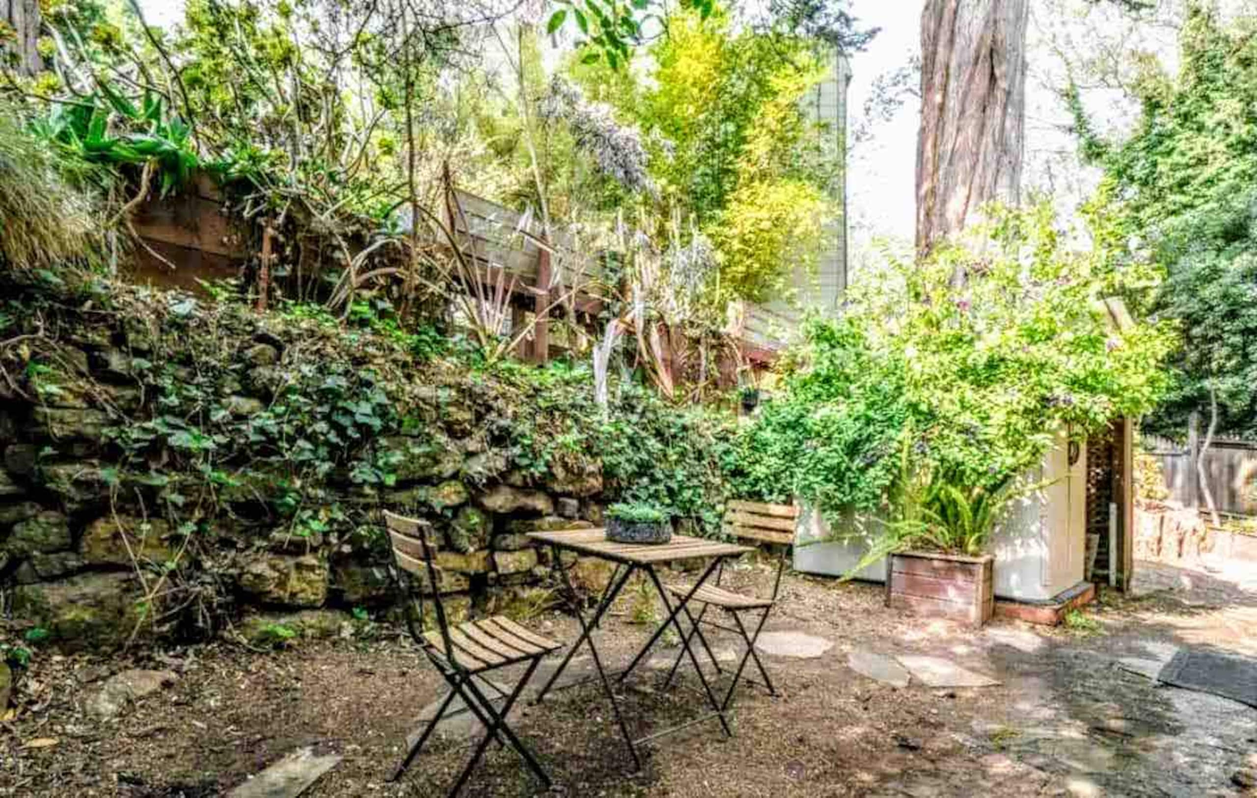 Home in San Francisco · ★4.85 · 4 bedrooms · 5 beds · 2 baths - Image 22