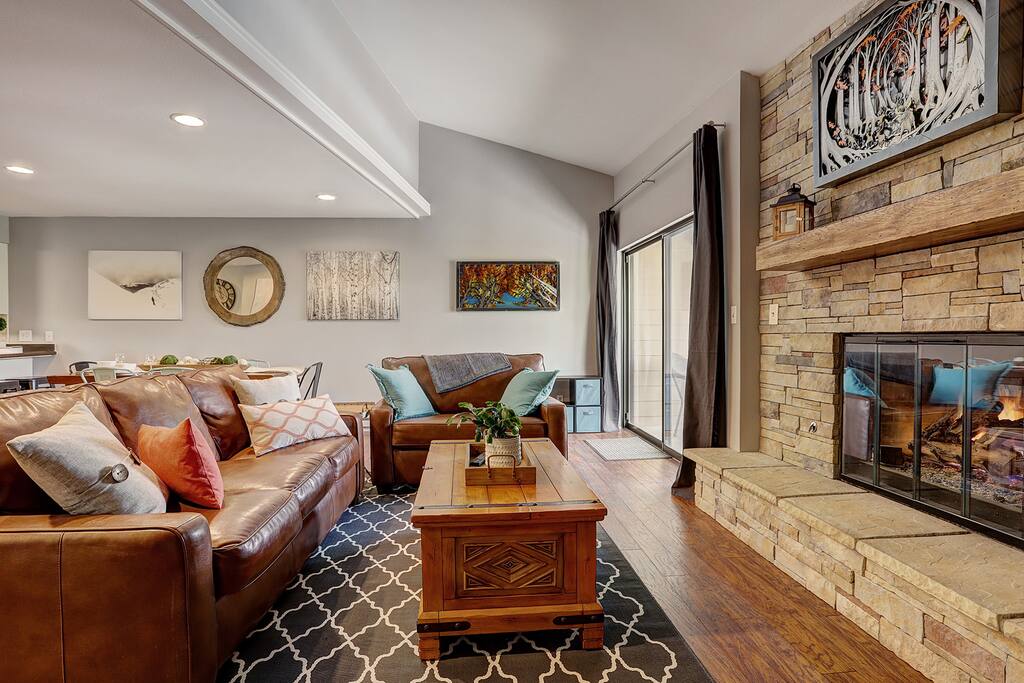 Double Pullout Couches
