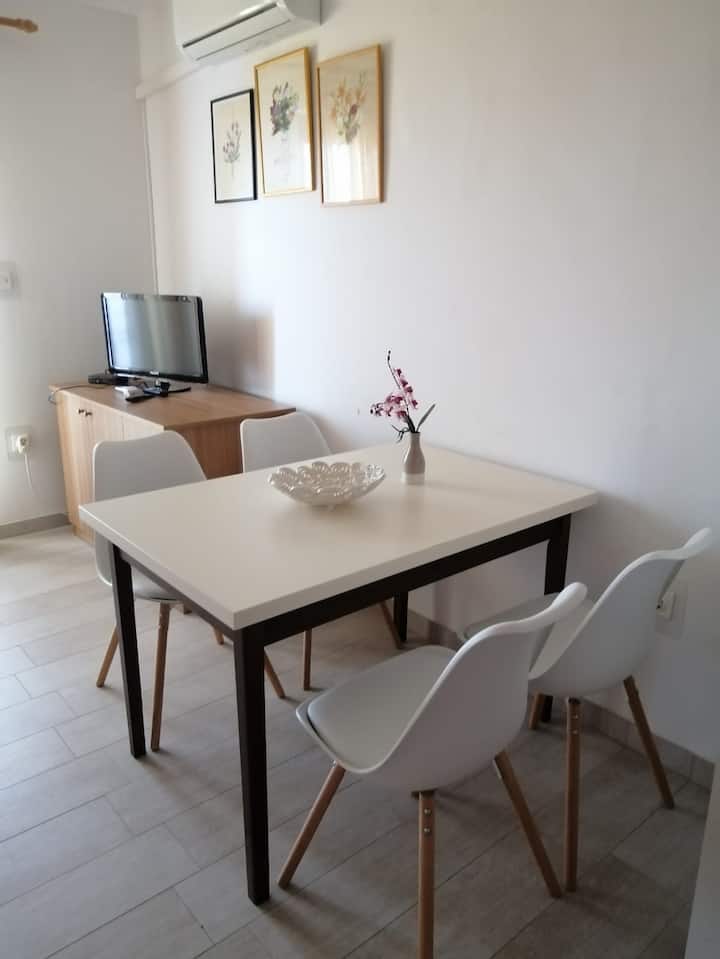 Malinska, 400m From Center, Free Parking - Malinska