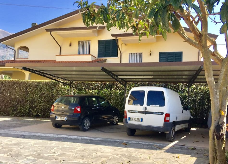 Parcheggio privato/Private parking