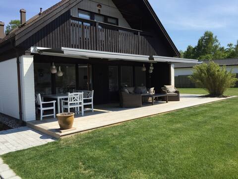 Pool Villa 500 m to the beach