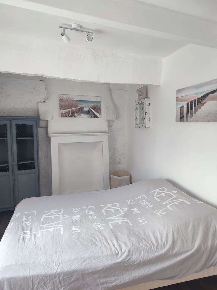 غرفة النوم 2