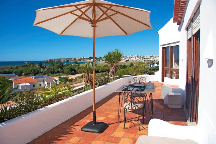 Algarve Beach Apartment w/ Terrace