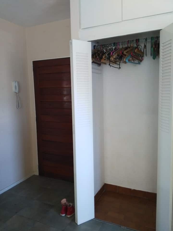 Kitnet mobiliado em San Nicolás