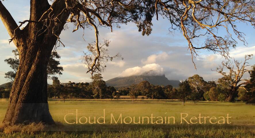 Comfortable home, stunning views