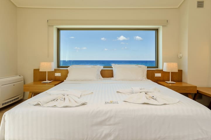 ELAND DREAM VILLAS VILLA HELIOS