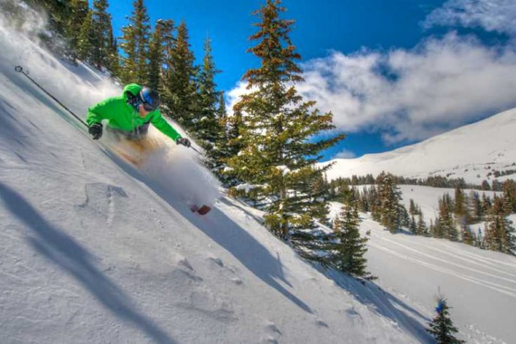 skiing