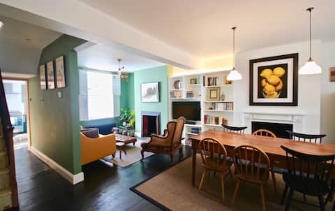 Top performing Airbnb: Elegant, Georgian Living by the Sea in Deal