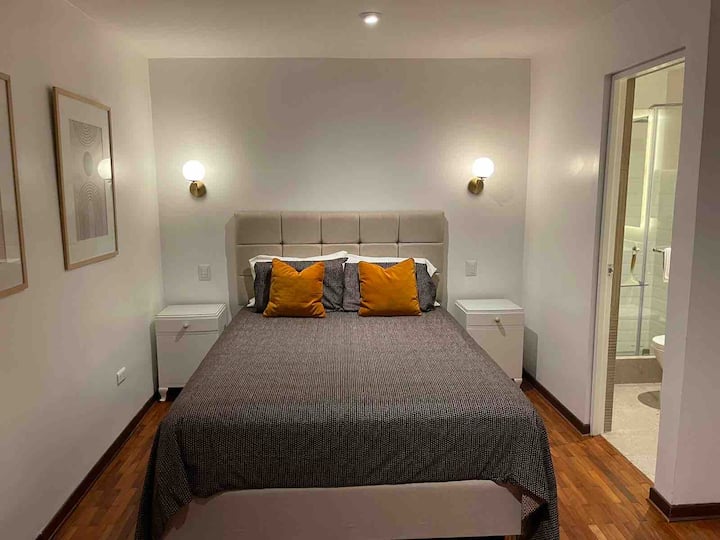 საძინებელი 1