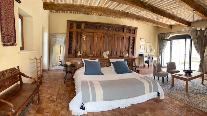 غرفة النوم 1