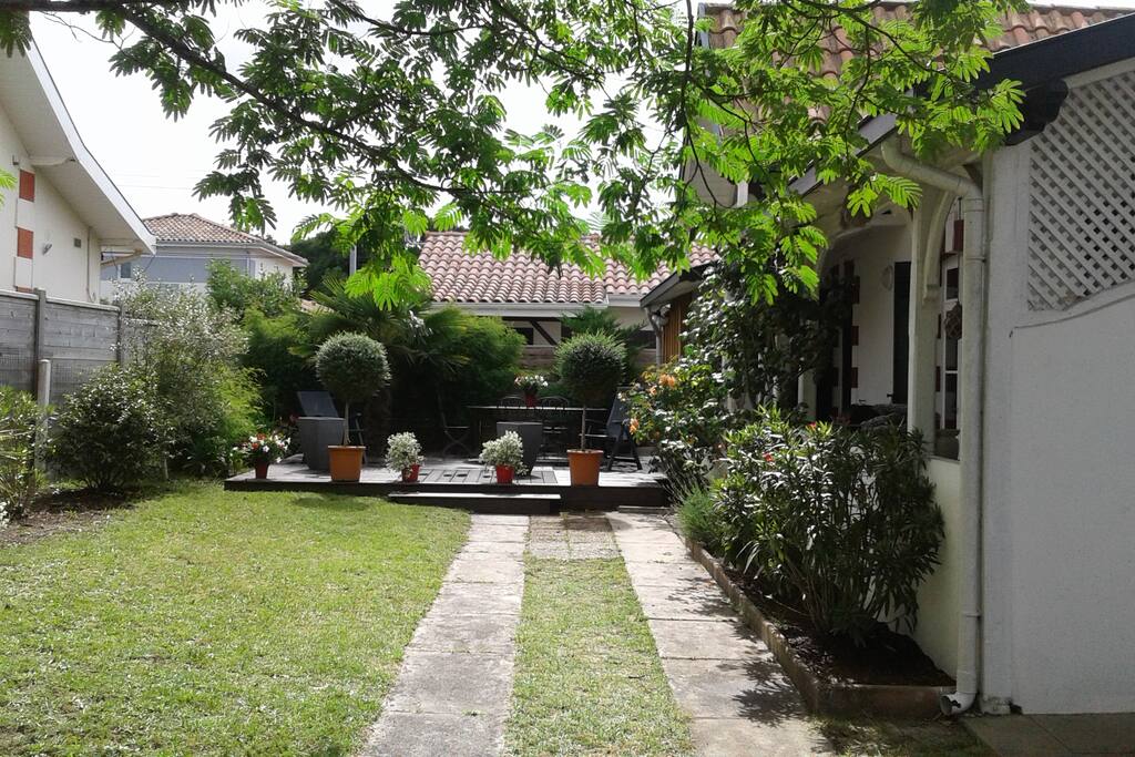 Entree Jardin