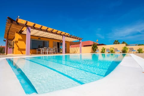 Villa Brisa Golf Salinas Climatized Pool !!