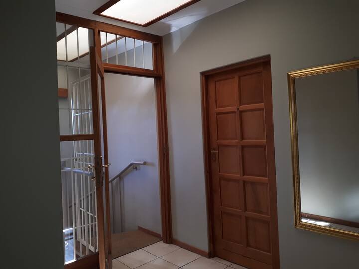 Auckland Park Vacation Rentals & Homes Auckland Park, Johannesburg