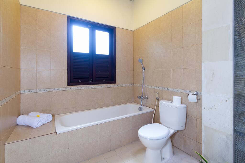 bathroom1
