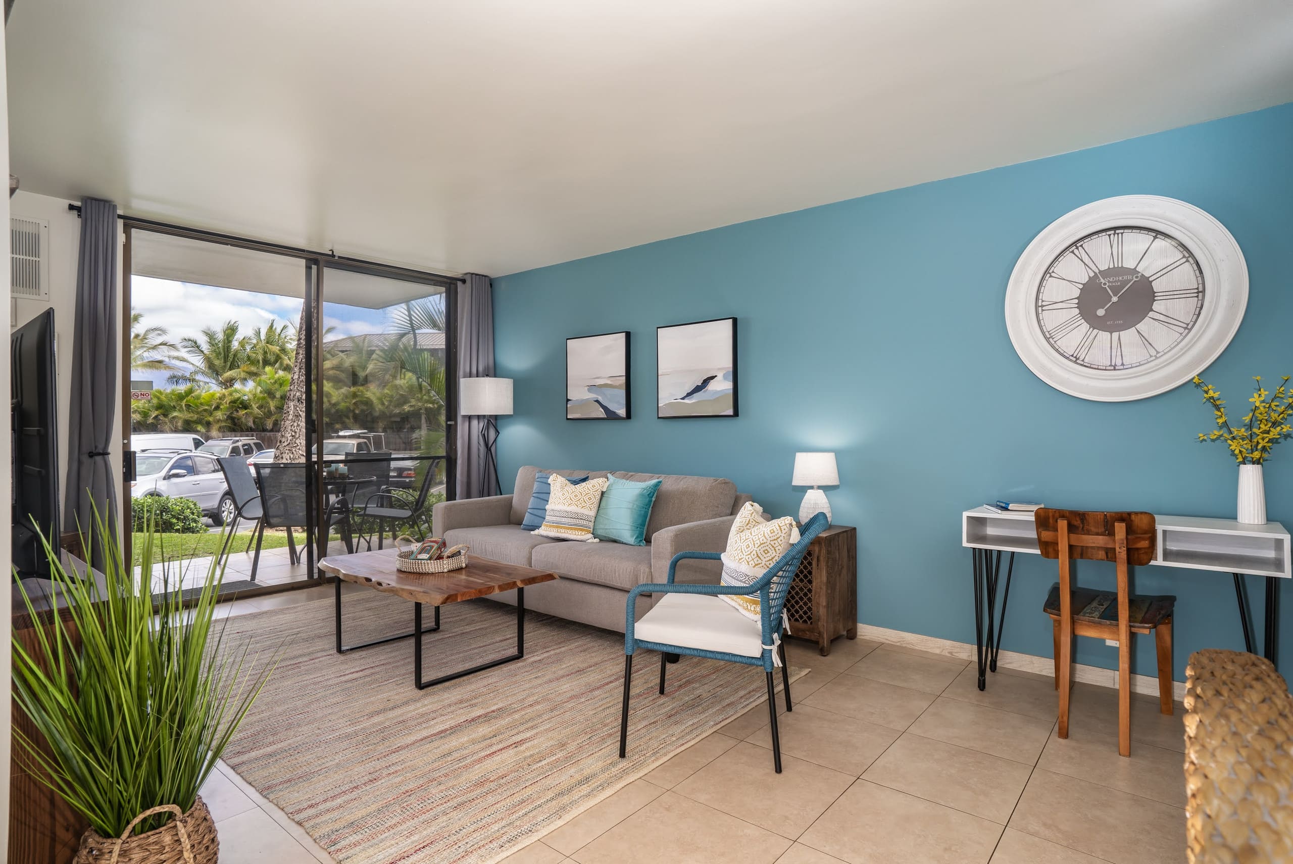 Kauhale Makai - Oceanfront Property - Image 2