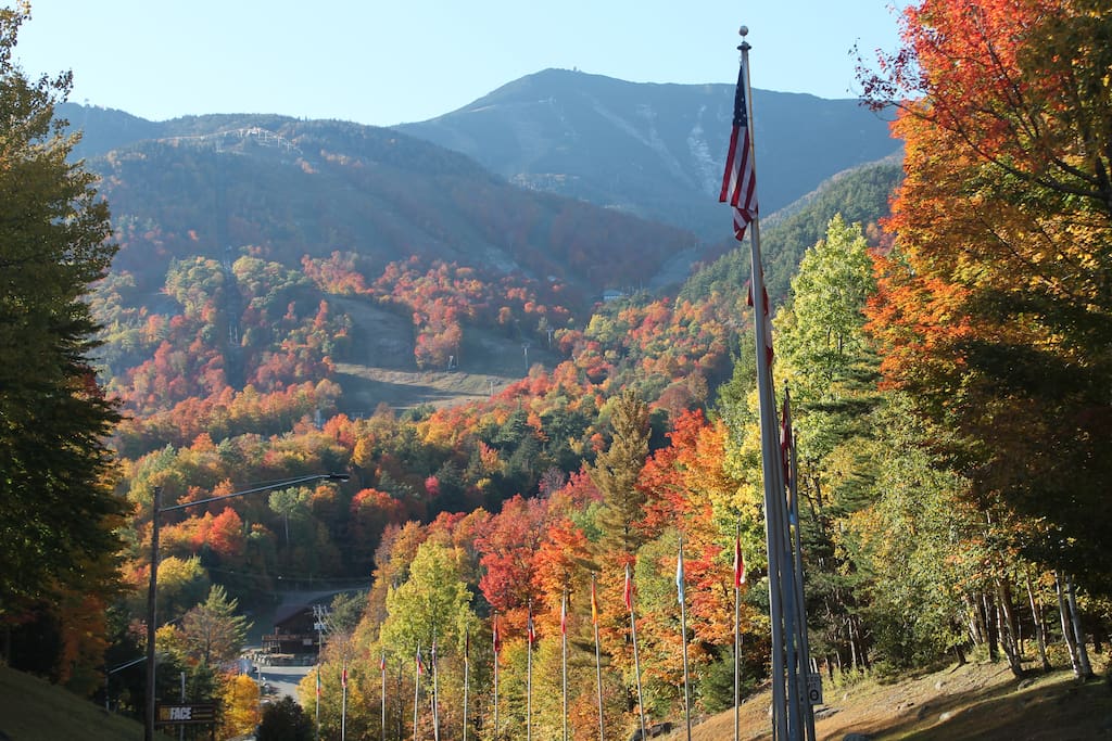 Fall view of Whiteface Mountain