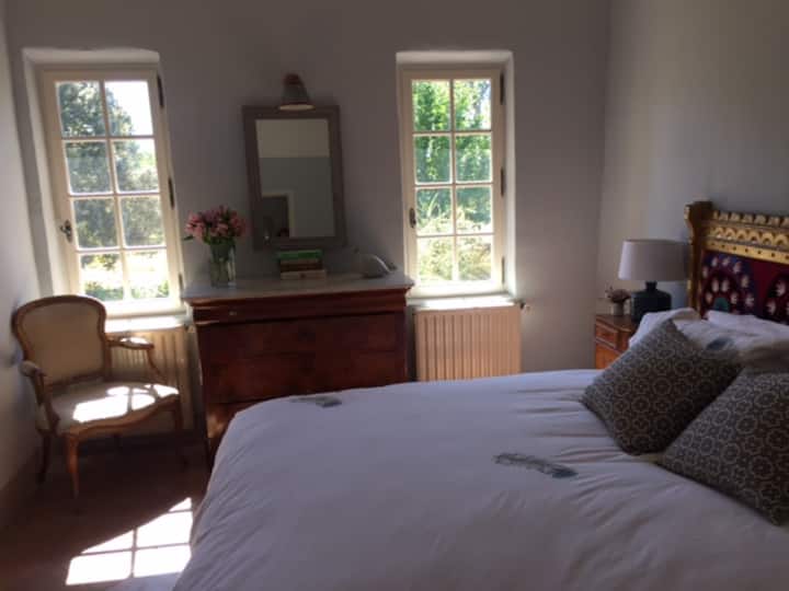 Ლურჯი საძინებელი