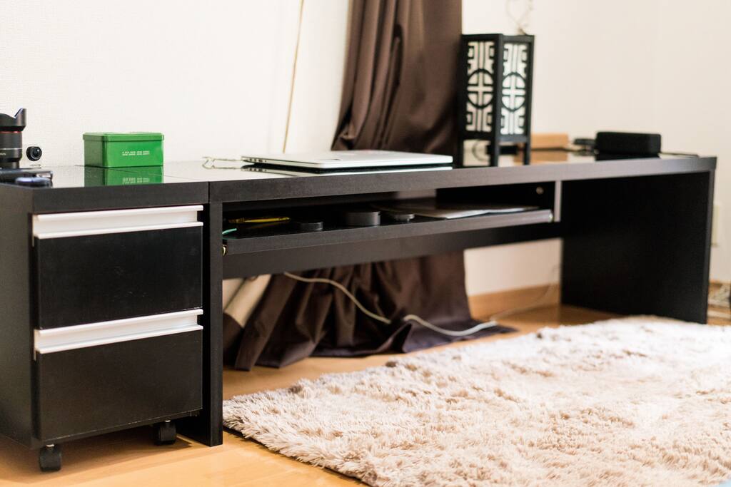 desk