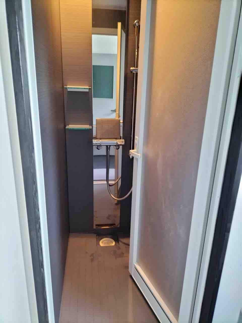 フルバスルーム