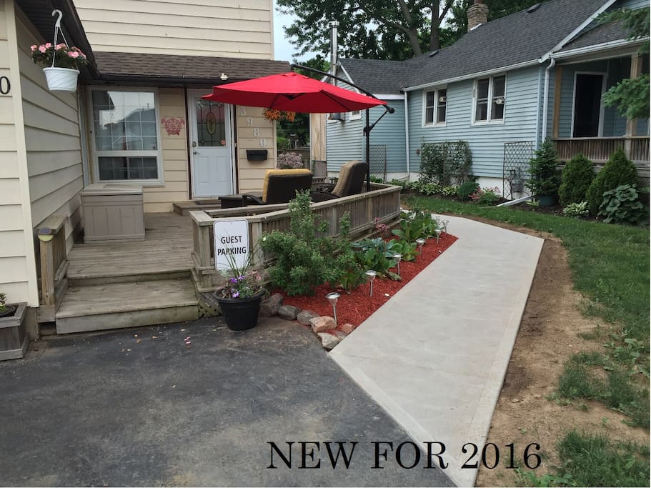 Welcome to Our Niagara Rental, NEW for 2016 is a brand new walkway leading to the rental