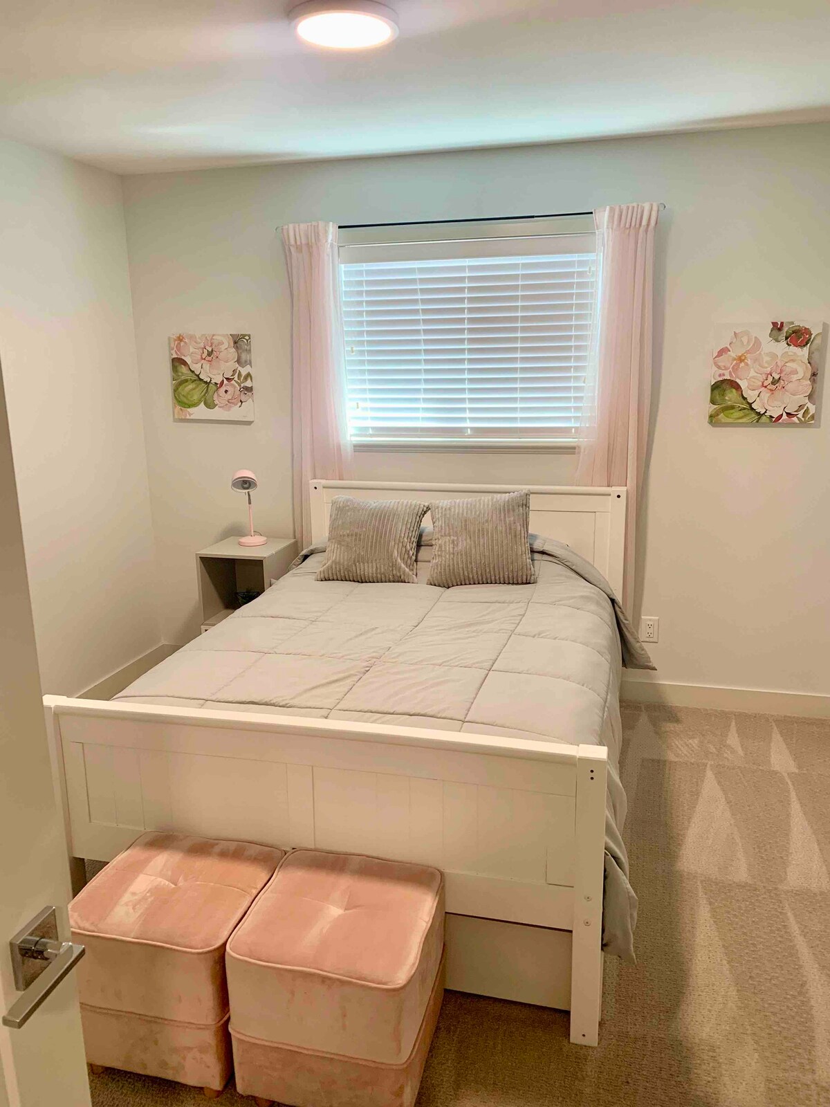 חדר שינה למעלה מס '2 עם מיטה זוגית