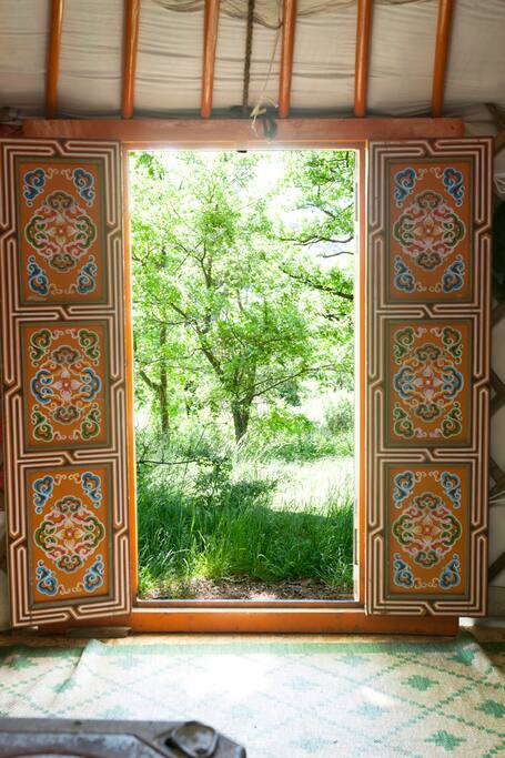 Yourte ouvre toi et la nature nous dira...
