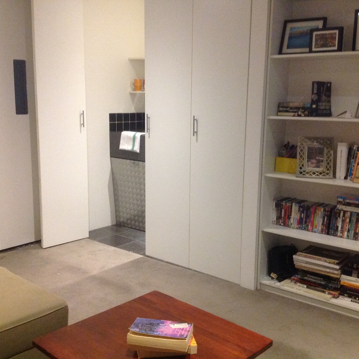 Successful Airbnb property: small studio/duplex
“Art de Vivre” in North Melbourne